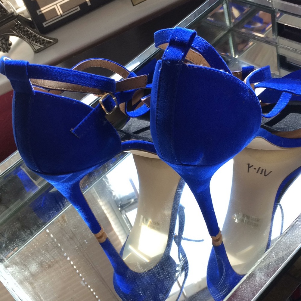 💃🏼🍑Blue Suede Double ankle strap sz 8.5